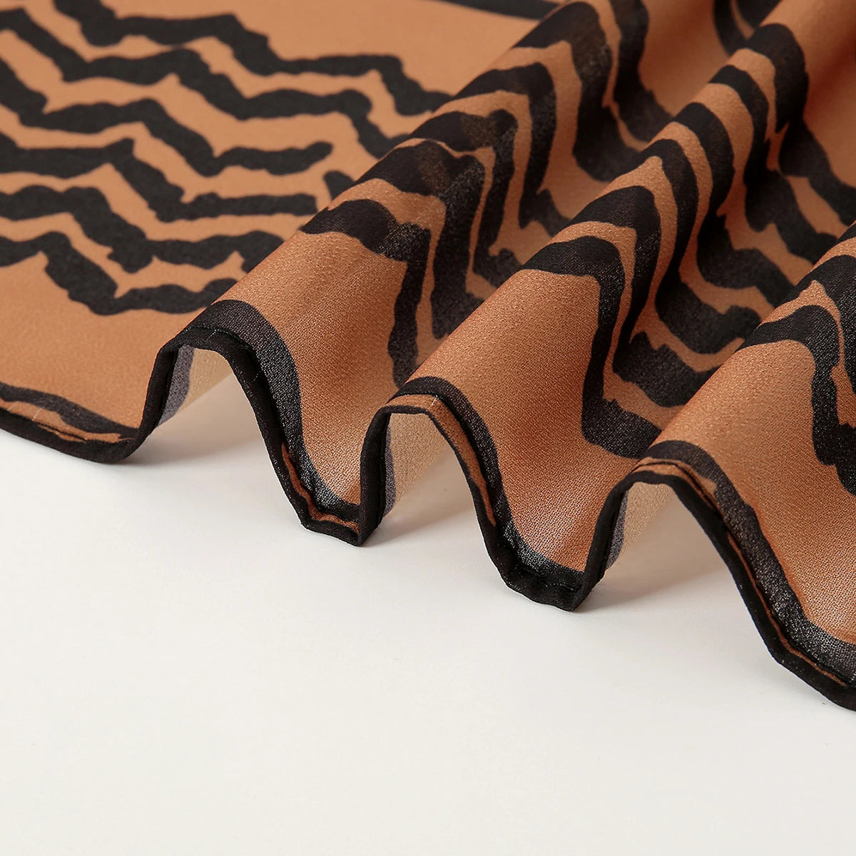 New Design Striped Keffiyeh Hijab Wave Printed Chiffon Scarf Women Islamic Muslim Scarves Shawl Echarpe Foulard Dubai Hijabs